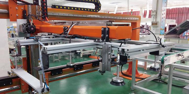 光伏組件制造設(shè)備-自動上玻璃機(jī)